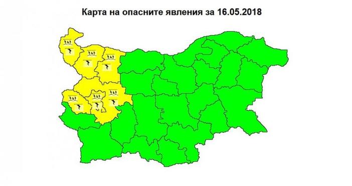 През нощта главно в Западна България ще има краткотрайни валежи придружени