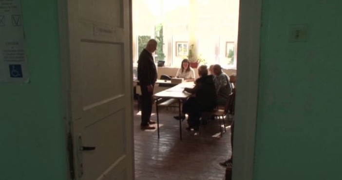Жителите на Галиче гласуват на балотаж. Те могат да избират
