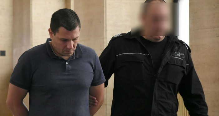 Снимка БулфотоОбвиненият в изнудване бизнесмен Росен Карадашки остава в ареста Бизнесменът