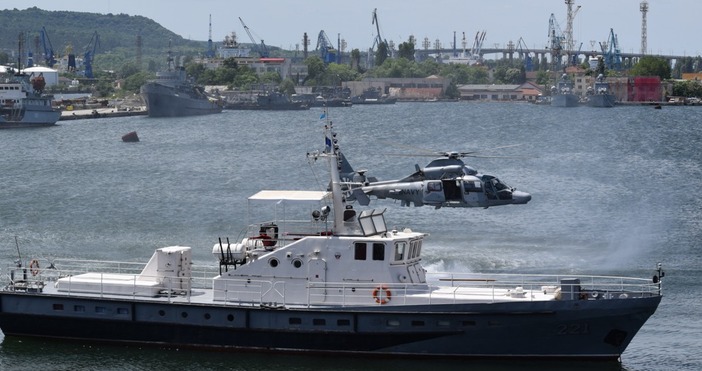 снимки ВМСВ района на Морска гара Варна се проведе демонстрация