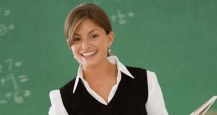 Бургаска учителка спечели сърцата на своите ученици, завършващи първи клас,