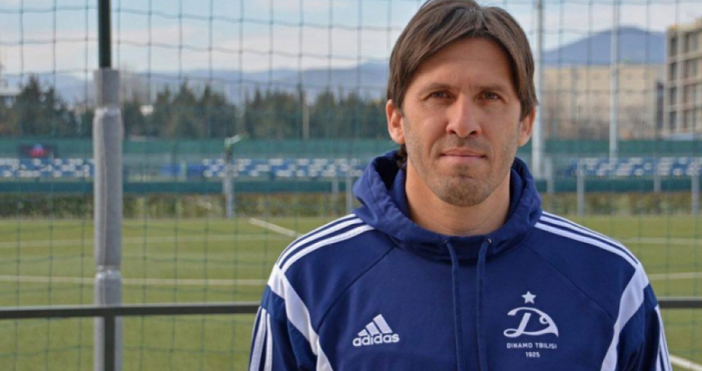 Досегашният старши треньор на ОФК Поморие Веселин Бранимиров няма да