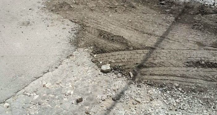 снимки читател Варненец от квартал Левски изрази недоволство от ремонта който