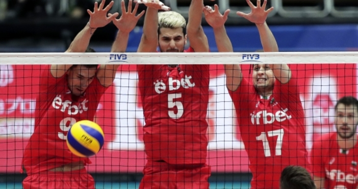 Волейболистите от националния отбор на България ще излязат за първия