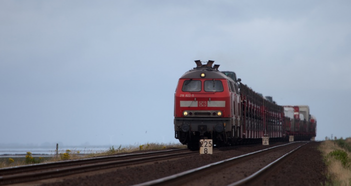 Изтичане на газ от влакова композиция е установено край поповското с Славяново