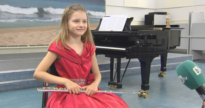 9 годишно българско момиче обра наградите на международен фестивал в Италия