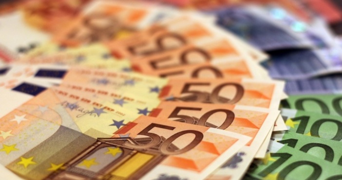 За кражба на пари от хотелска стая в Хасково съобщават от пресцентъра