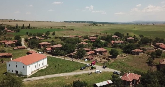 Започва изплащането на обезщетенията в село Шарково, след като и