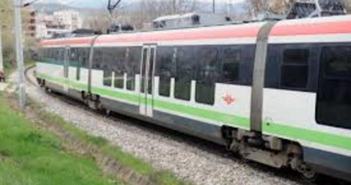 БДЖ има намерение да закупи 42 нови влака за превоз