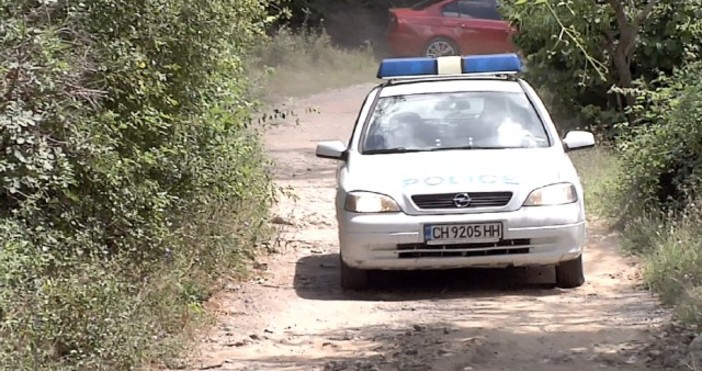 Хората от сливенското село Сотиря са предупредени да не излизат