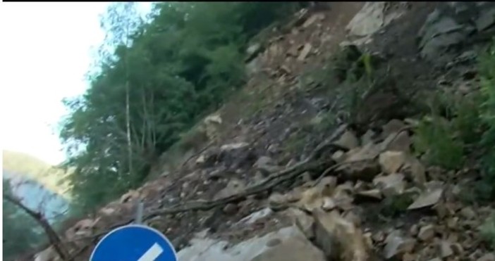 Цяло чудо е че до този момент няма сериозен инцидент