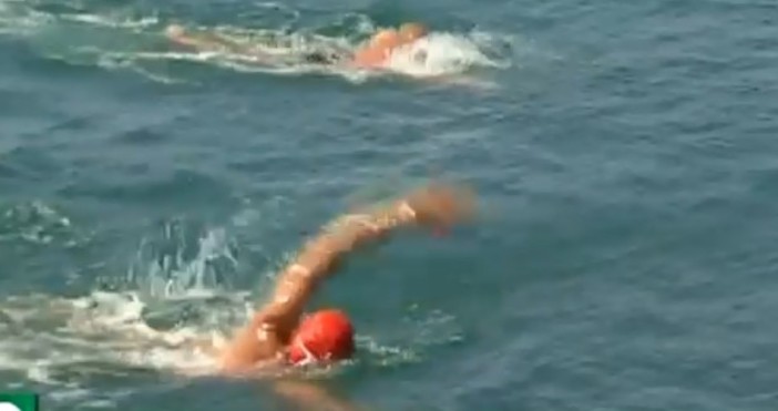 Атрактивен плувен уикенд за варненци и гостите на града организират