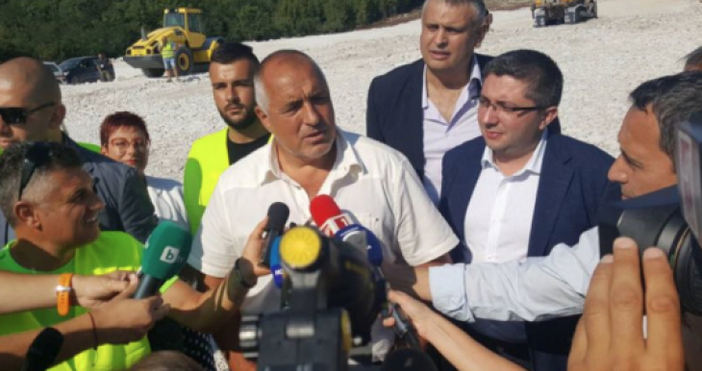 Днес премиерът Бойко Борисов и министърът на регионалното развитие и благоустройството Николай Нанков инспектираха