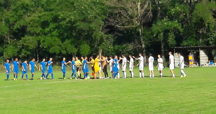 Отборът на Спартак Варна победи с 3:0 при гостуването си