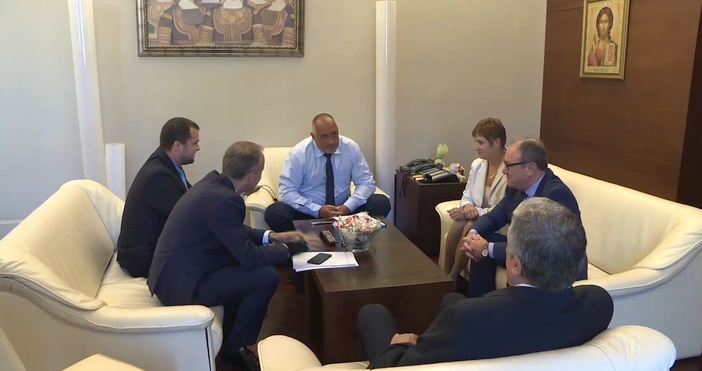 Премиерът Бойко Борисов нареди до 22 август да се реши