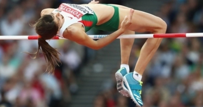 Спечелилата сребърен медал в скок на височина Мирела Демирева се