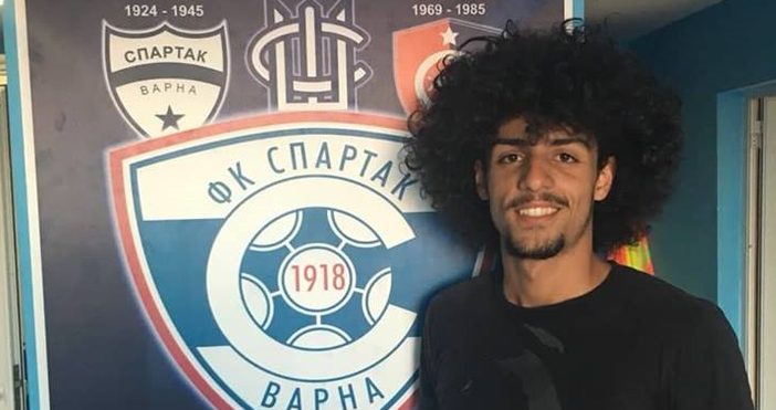 Универсалният футболист от Сирия Акел Фтайех дойде на проби в