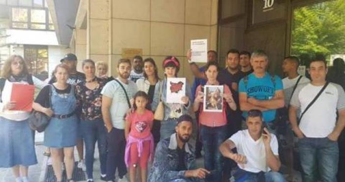 Българите в чужбина обявиха дата за сваляне на правителството На