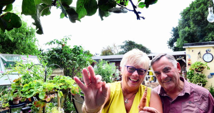 69 годишната Линда Кич от Съмърсет в Англия получила златния пръстен
