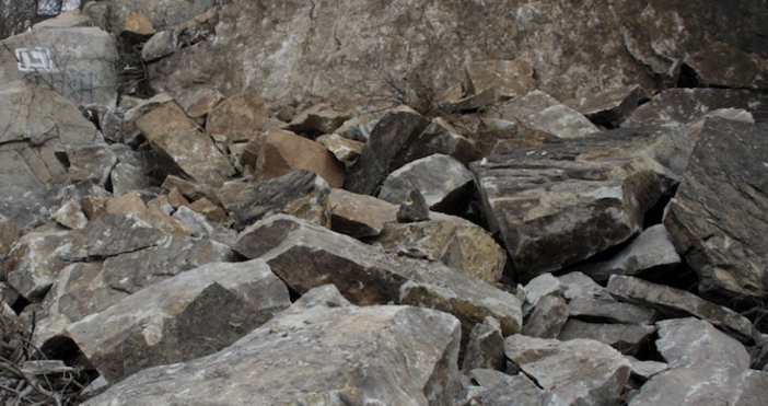 Започва укрепване на ската при 27 ия км по пътя за