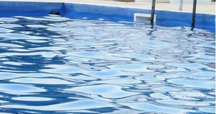 Снимка Булфото330 плувни басейна във Варна и областта подлежат на