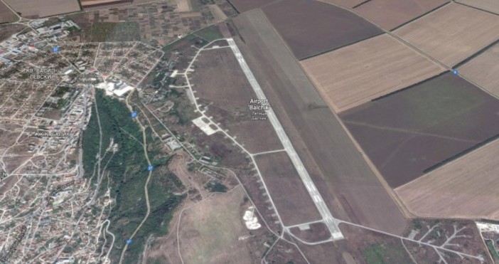 Двуместен самолет се разби на летище Балчик При кацането машината