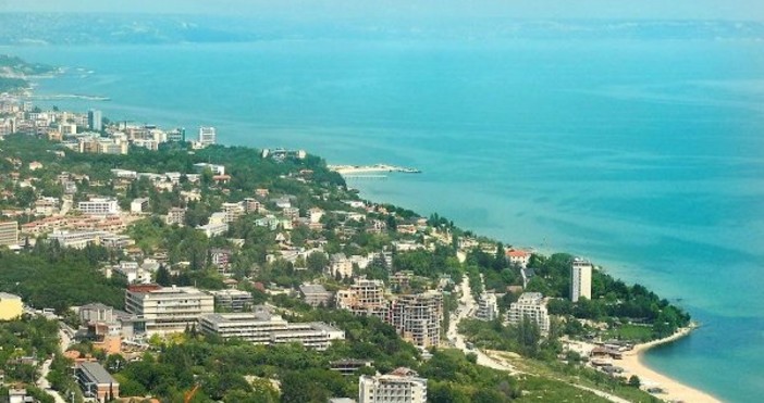 През септември цените в хотелите на българското Черноморие падат с