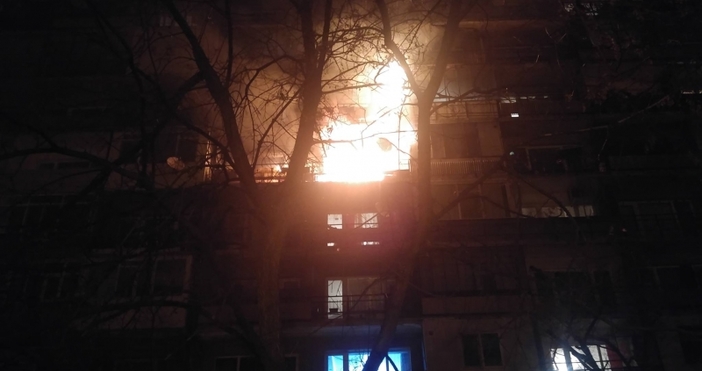 Апартамент е горял снощи във Враца, съобщиха от областната дирекция
