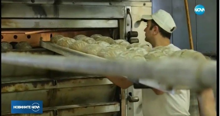Хлябът поскъпна в няколко града на страната. За повишението предупреди преди
