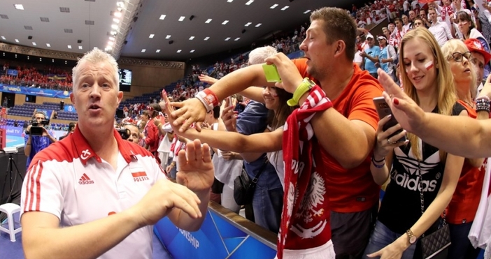 Солидна подкрепа ще получат полските волейболни национали по време на