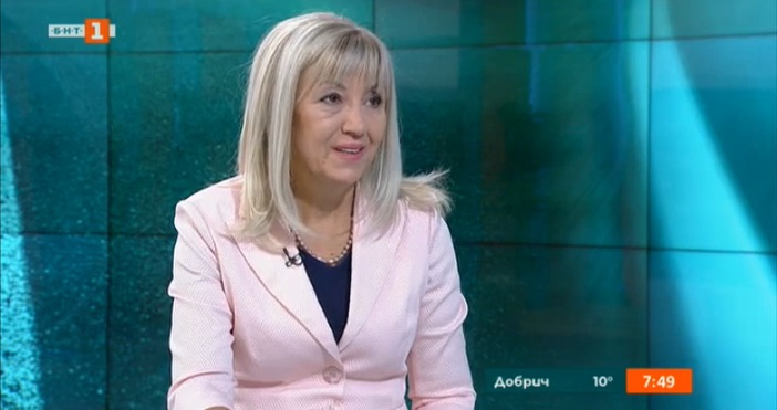 Новият министър на регионалното развитие и благоустройството Петя Аврамова която