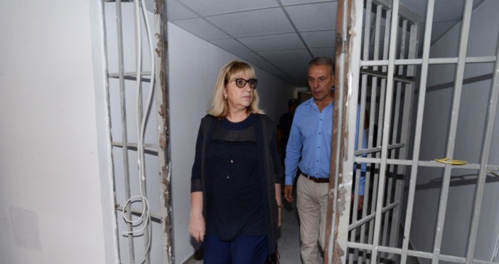 Снимка Министерство на правосъдиетоМинистърът на правосъдието Цецка Цачева посети затвора в Стара