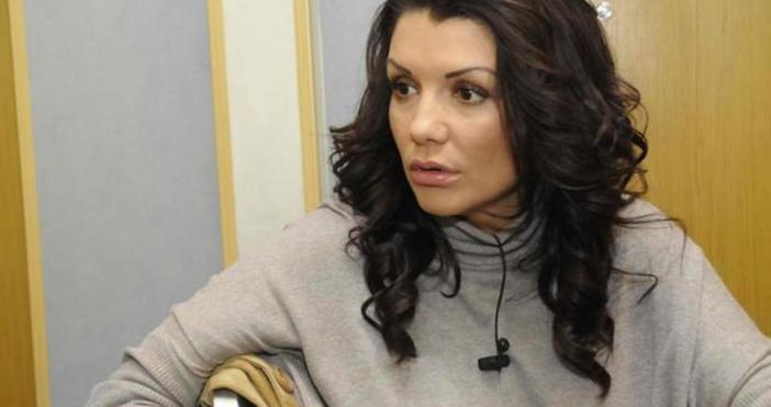 Галина Димитрова Иванова по известна като Кали е българска поп фолк певица Кали е родена на 2 октомври 1975 г