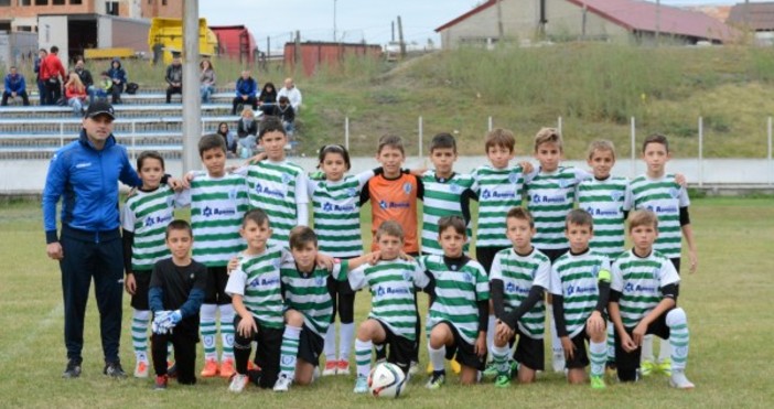 Децата на Черно море родени 2008 година записаха две победи