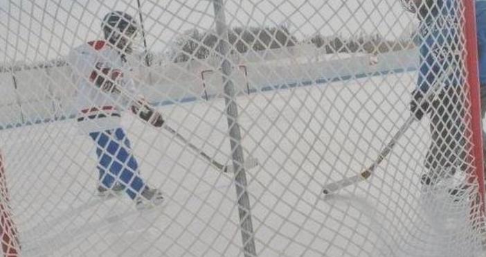 Канадският хокей за пореден път потъна в скръб 22 годишен хокеист