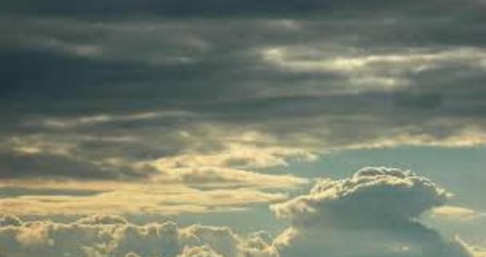 Снимка БулфотоДнес облачността ще бъде разкъсана по значителна над източните
