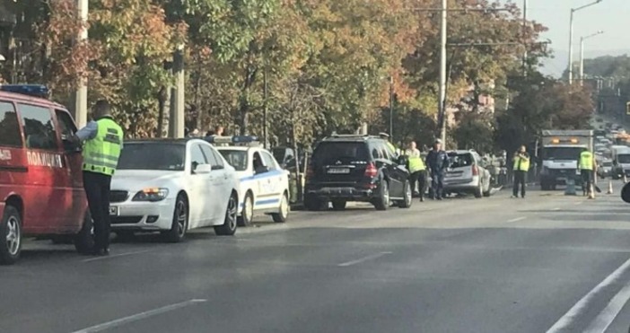 Сника Канал 3 Жестока катастрофа блокира движението по Орлов мост в