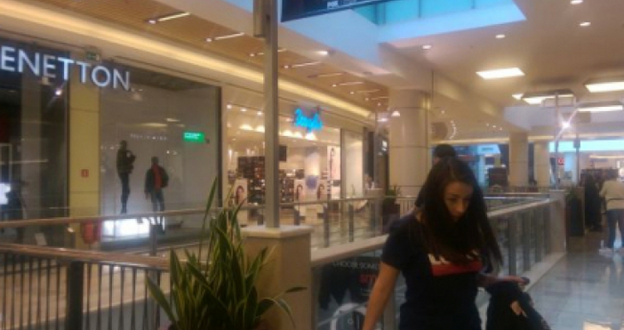 Голяма авария е възникнала в търговския център Тhe Mall който