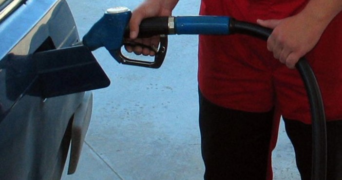 Цените на горивата в България продължават своя бесен ход нагоре