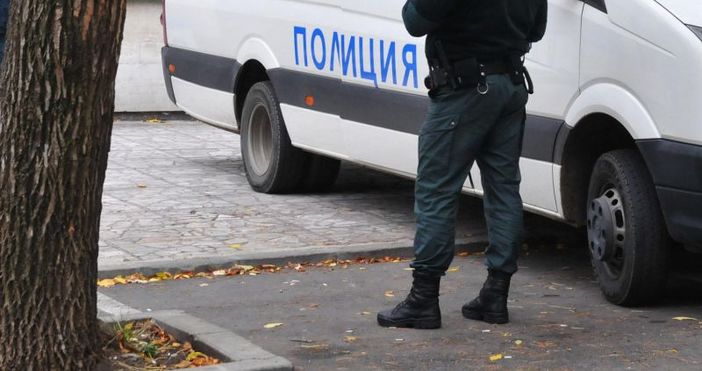 Снимка БулфотоНа ул Вяра във Варна при извършване на полицейска