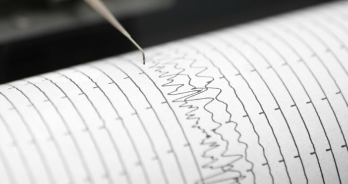 Измир Регистрирано е земетресение с магнитуд 4 0 в района на