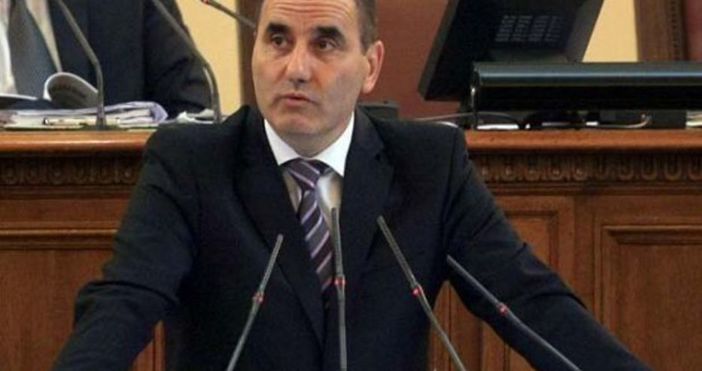 Лидерът на парламентарната група на ГЕРБ Цветан Цветанов защити коалиционния