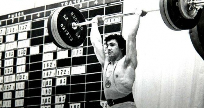 Олимпийският и седемкратен световен шампион по вдигане на тежести Юрий