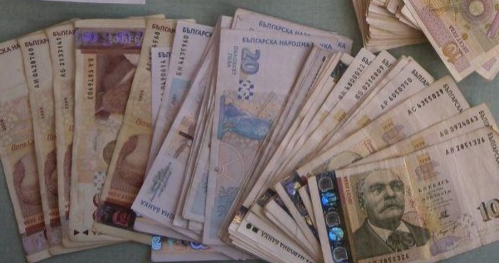 trud bgВсяка седмица в страната се появяват по трима нови милионери