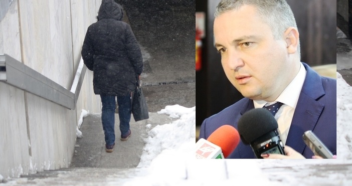 Утре от 9 30 часа кметът на Варна Иван Протних свиква