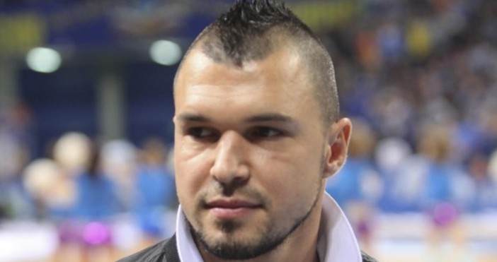 Нападателят на Ботев (Враца) Валери Божинов вкара два гола на