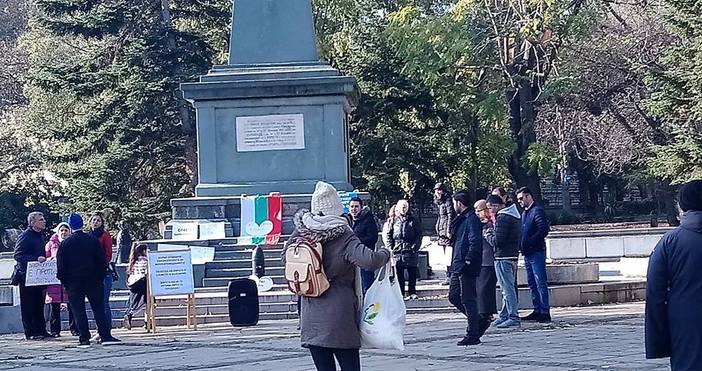 Във Варна и Добрич продължават протестите срещу високите цени на