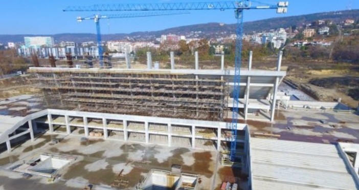 Снимка Морско око Как върви строежът на стадион Варна показват снимки