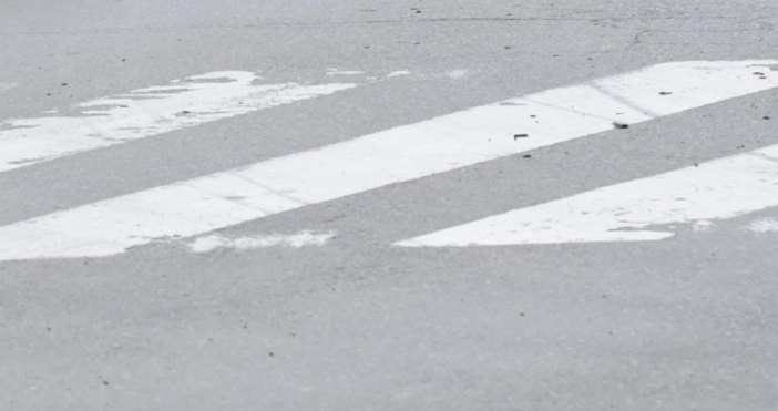 Снимка Булфото архивВъзрастен мъж е в болница след като бил