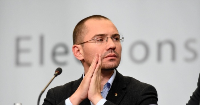 Това е лошо решение но не е крайно Лошо е